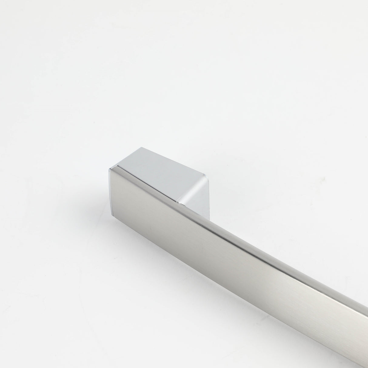 GE WB15X42631 Genuine OEM Handle And Endcap Asm (Ss)