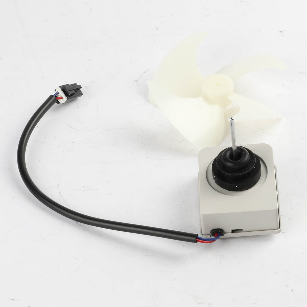 GE WR01X29257 Genuine OEM Evaporator Fan Motor & Blade
