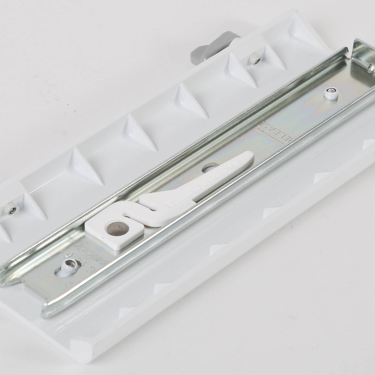 GE WR72X10193 Genuine OEM Slide And Bracket Asm L