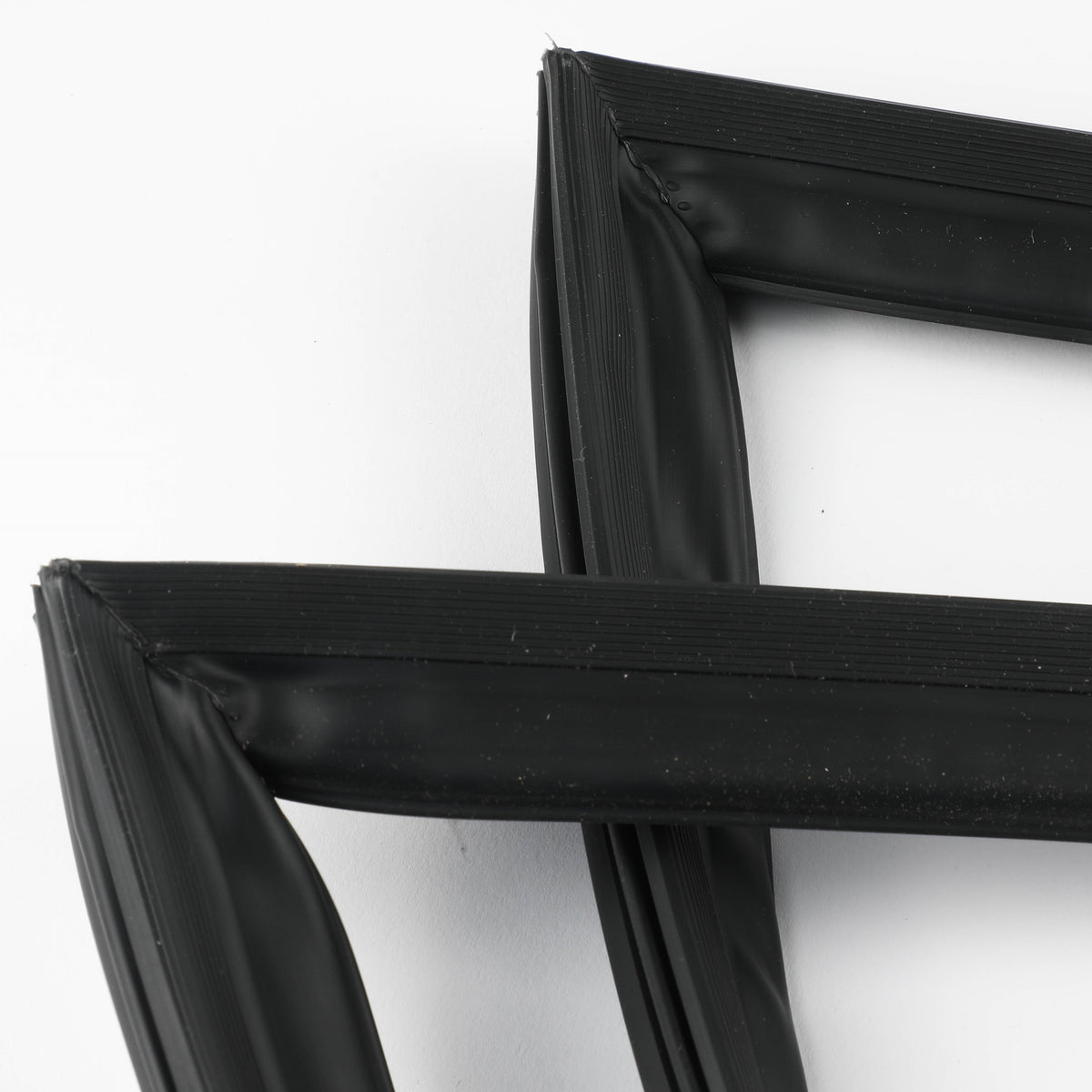 Samsung DA63-06541E Refrigerator Freezer Door Gasket, Seal, Black (Replaces: DA63-06541B, DA97-07192B)