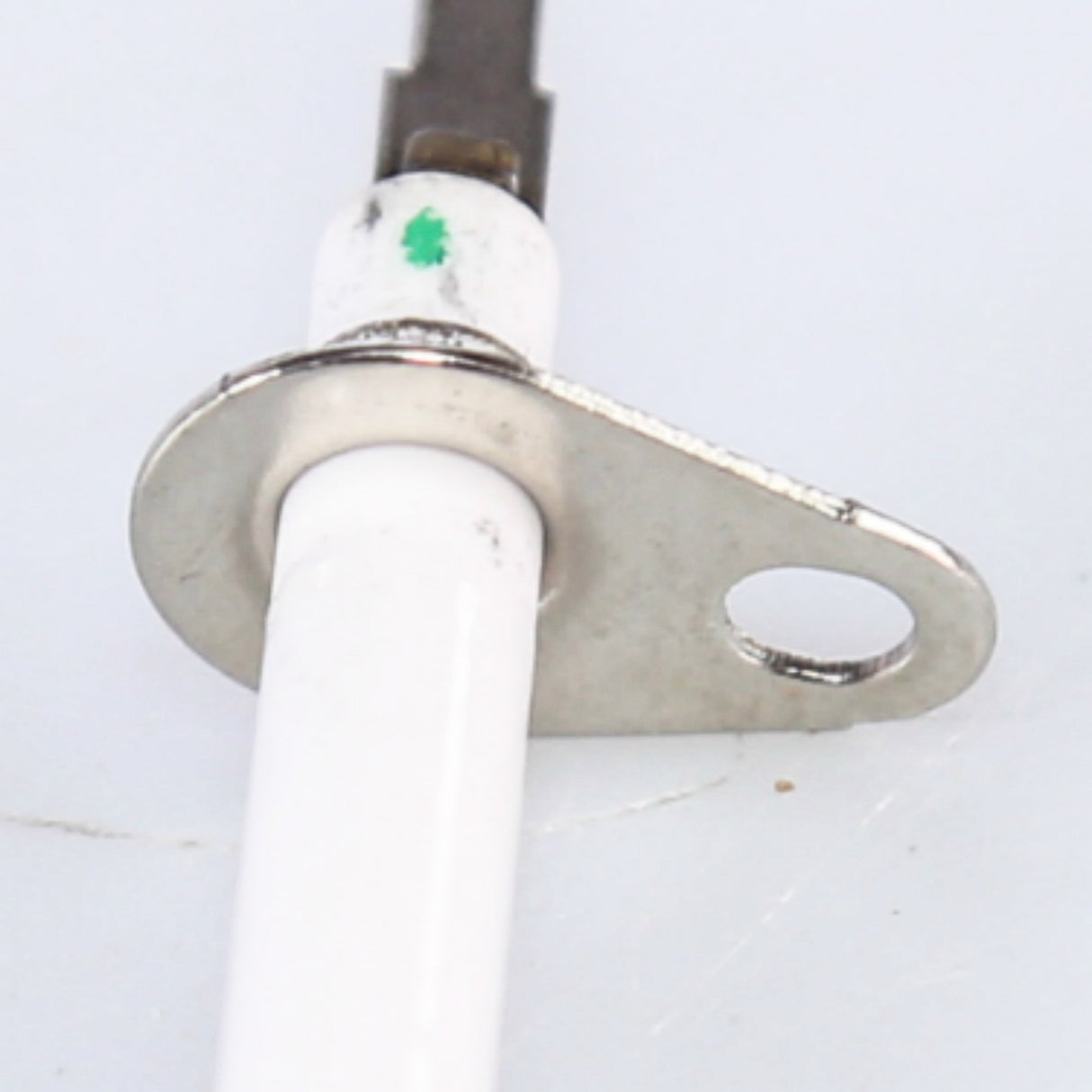 Whirlpool WP9754215 Genuine OEM Igniter Surface