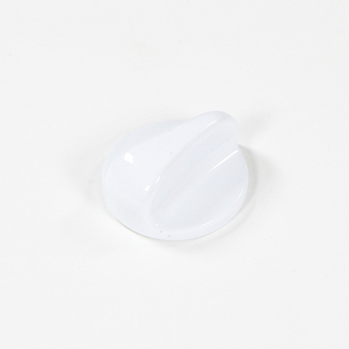 GE WB03K10201 Genuine OEM Range Burner Knob - White