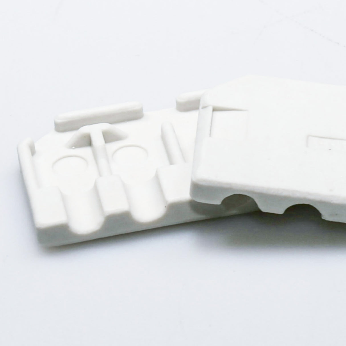 GE WB2X1351 Genuine OEM Term Block