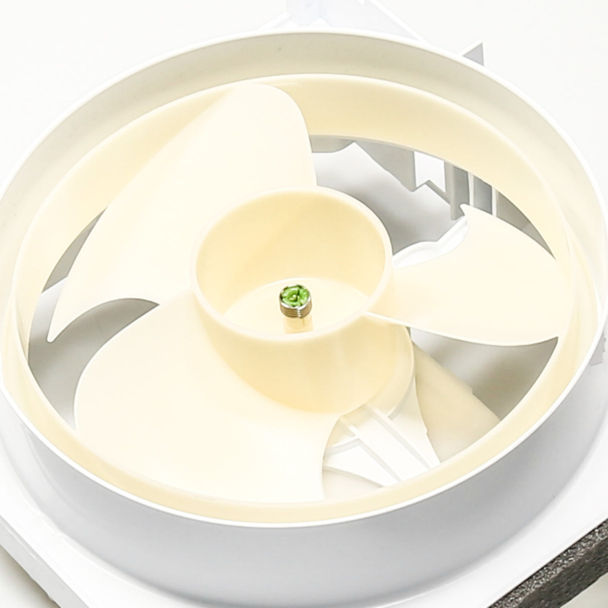 GE WR60X10177 Genuine OEM Condenser Fan Asm