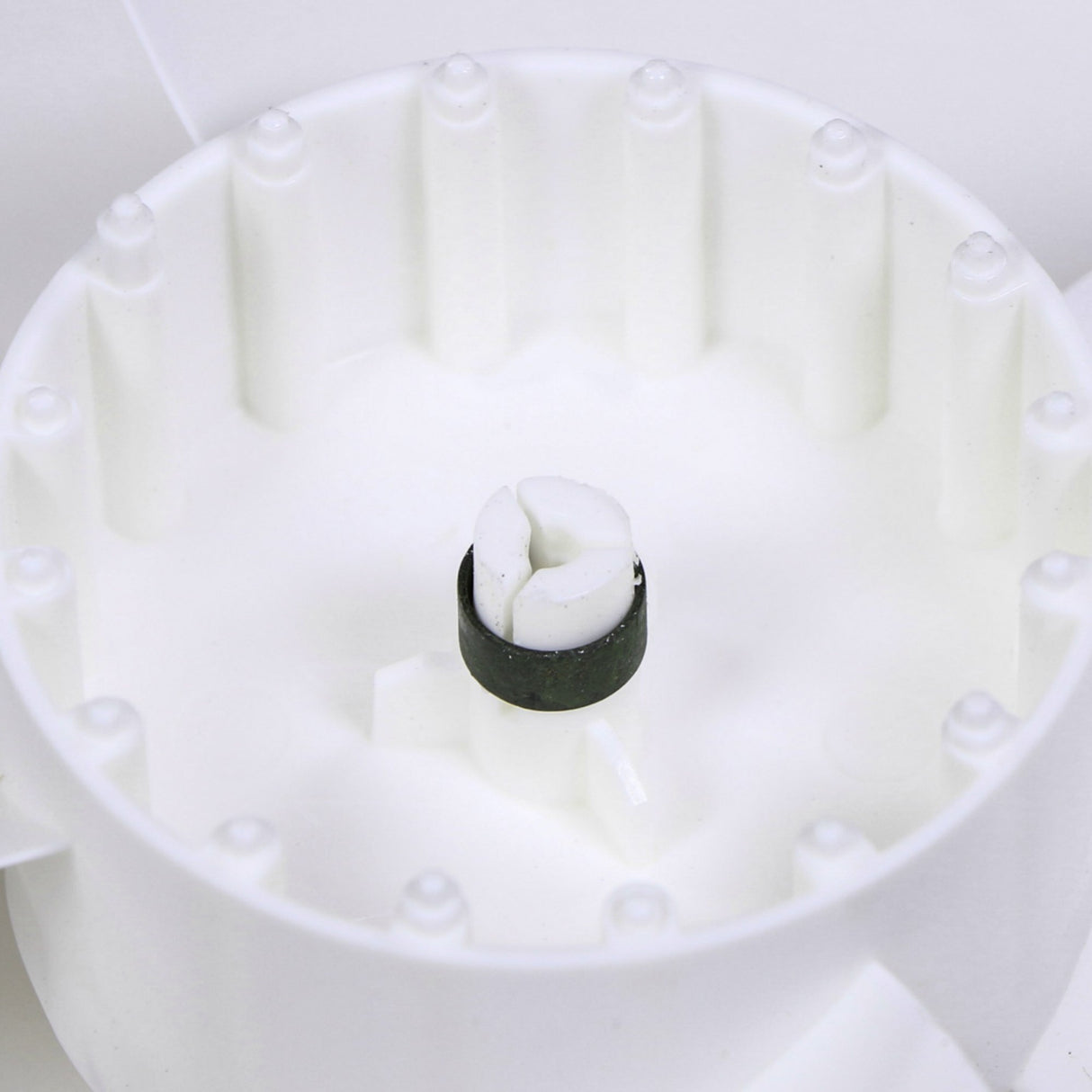 GE WR60X24484 Genuine OEM Blade Conf Fan Asm