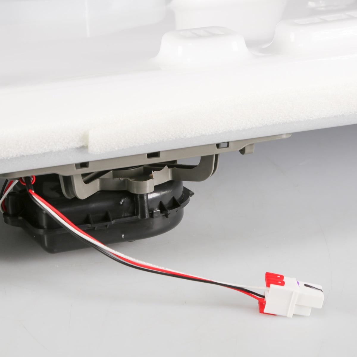 Samsung DA97-08541A Genuine OEM Assembly Cover Evap Fre Cover Evap Module