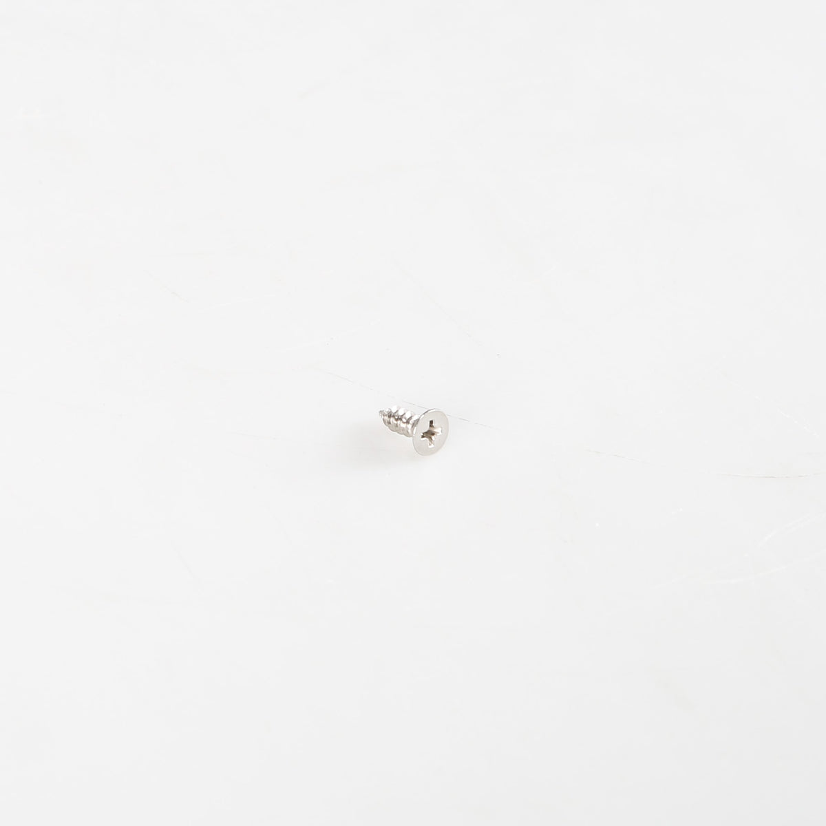 Samsung DD81-01182A Genuine OEM Screw Sump S