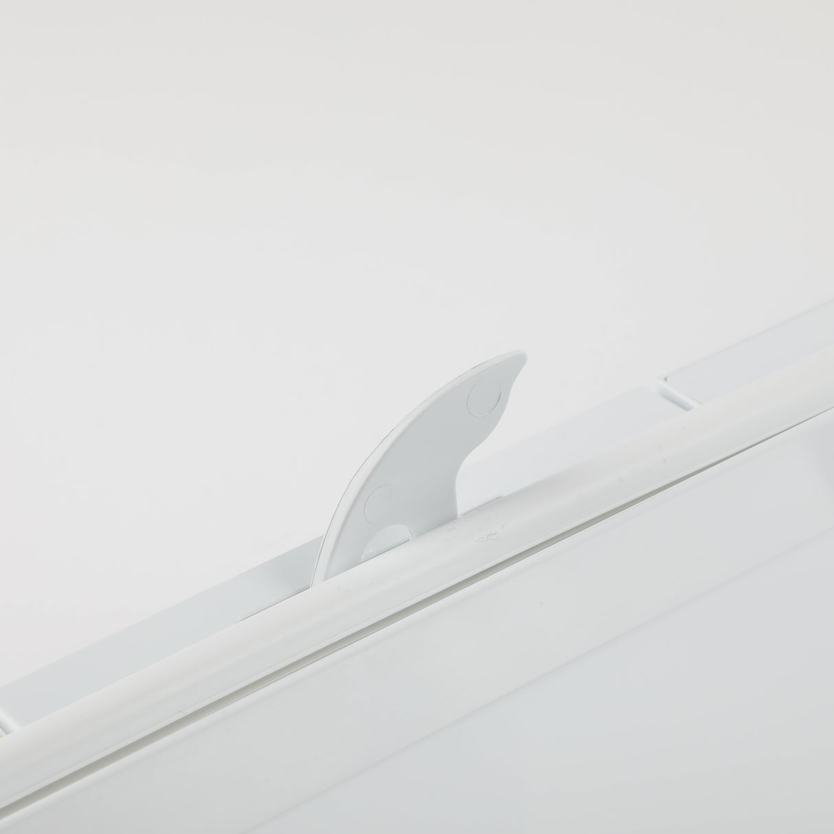 GE WR17X25244 Genuine OEM Door Ice Box Asm