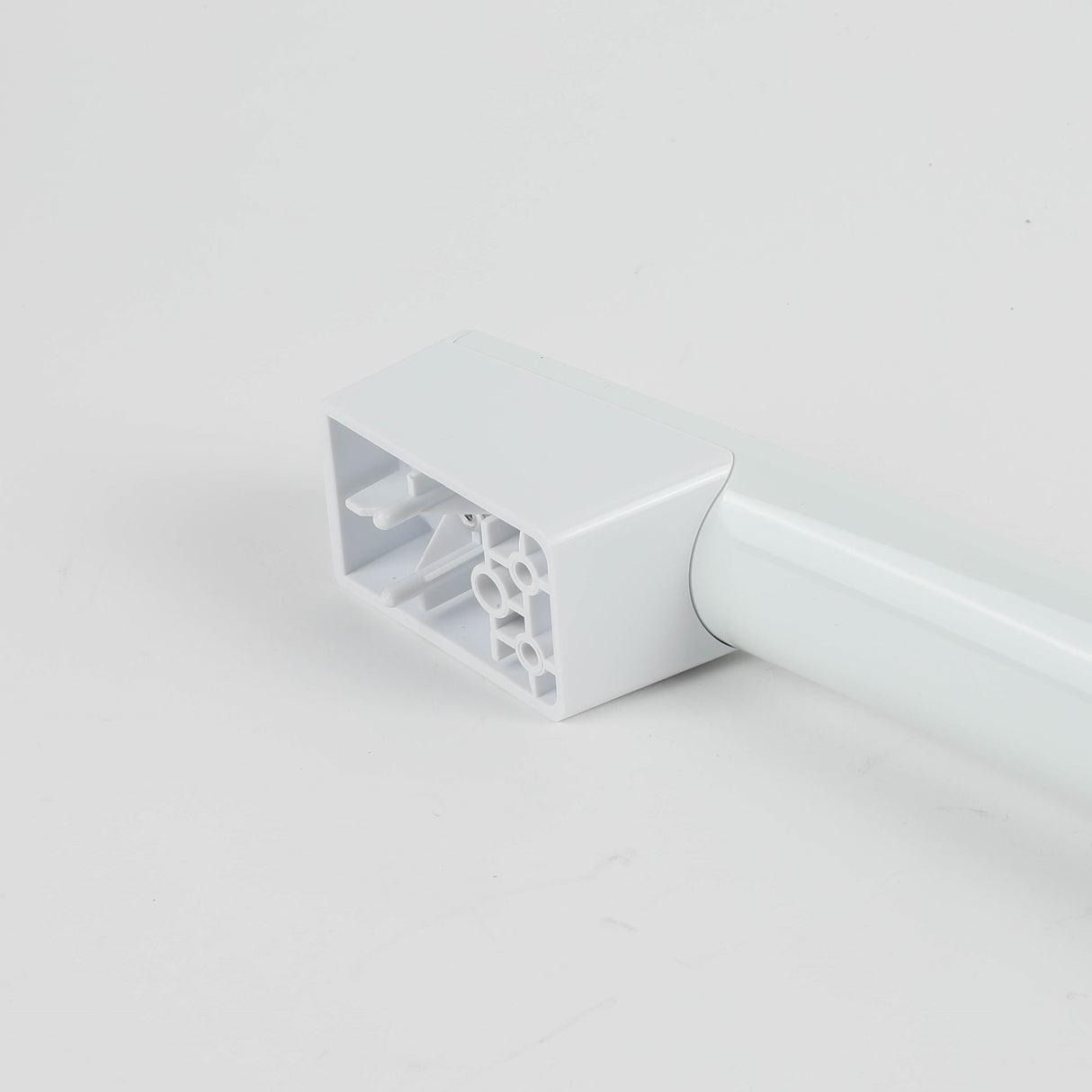 GE WB15X42629 Genuine OEM Handle And Endcap Asm (Wh)