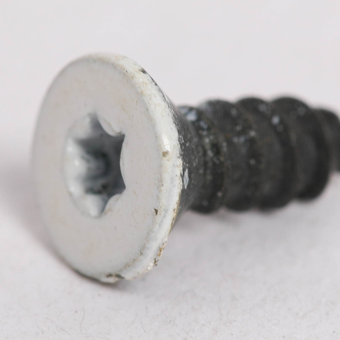 GE WB1K66 Genuine OEM Screw (Wh)