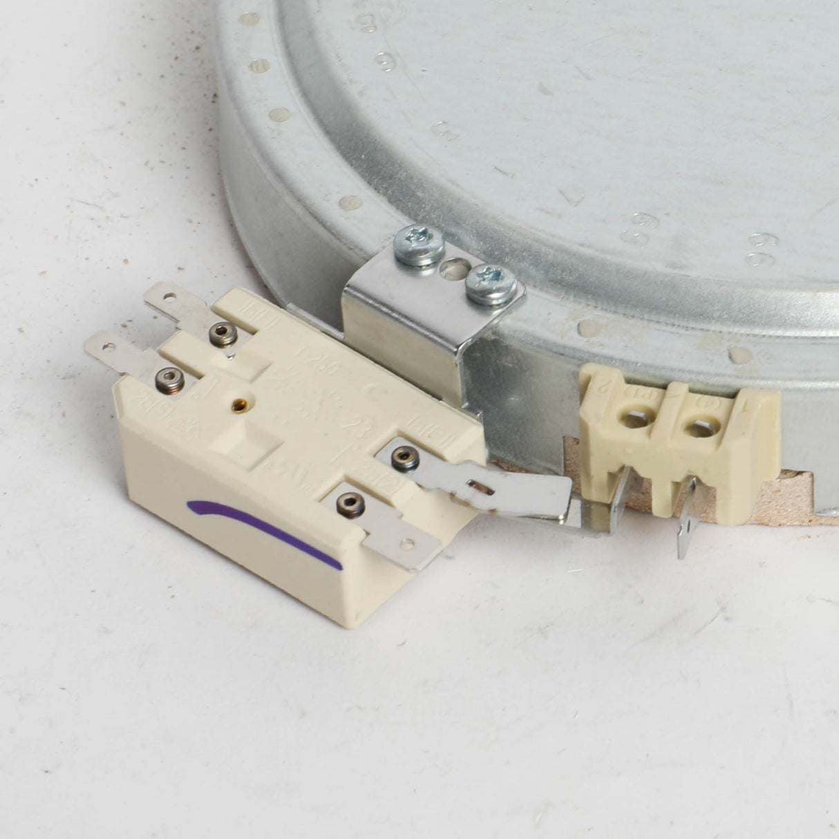 GE WB30T10132 Genuine OEM Range 8 Radiant Surface Element