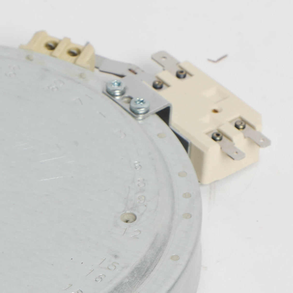 GE WB30T10132 Genuine OEM Range 8 Radiant Surface Element