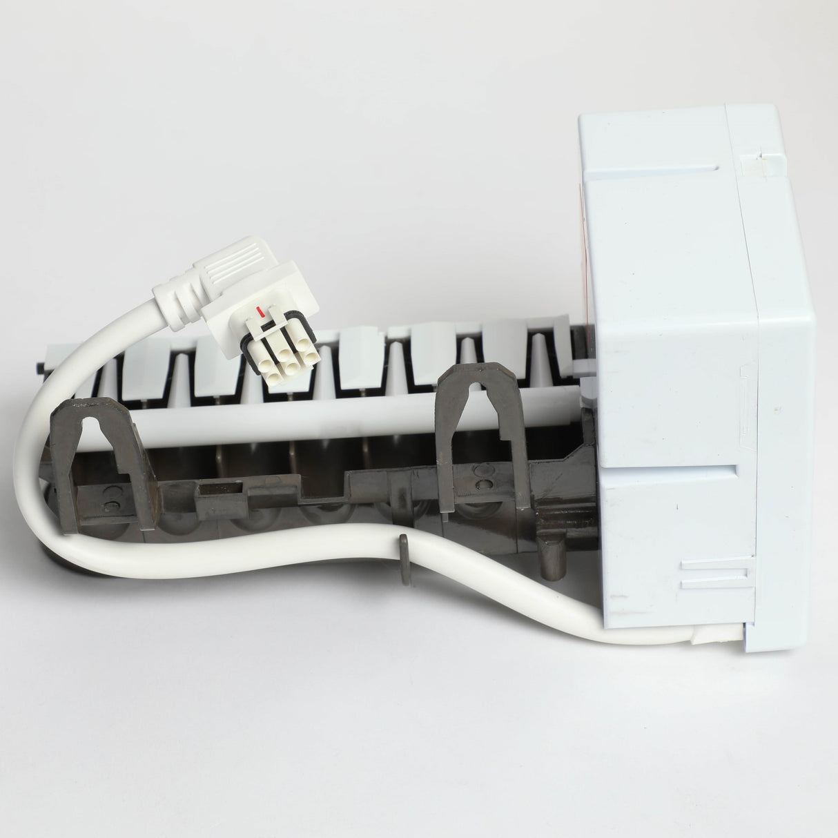 GE WR30X39277 Genuine OEM Icemaker