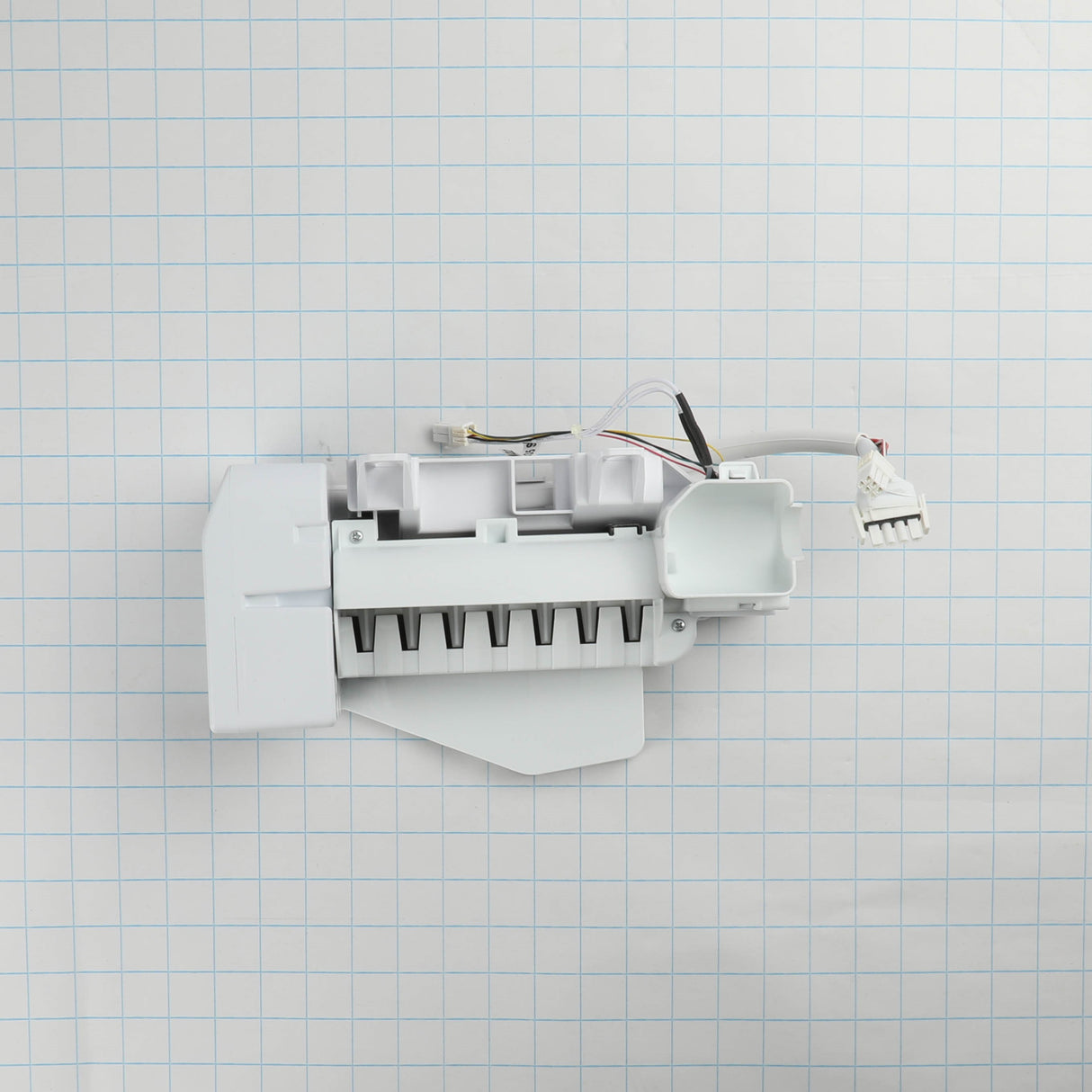 GE WR30X39346 Genuine OEM Icemaker
