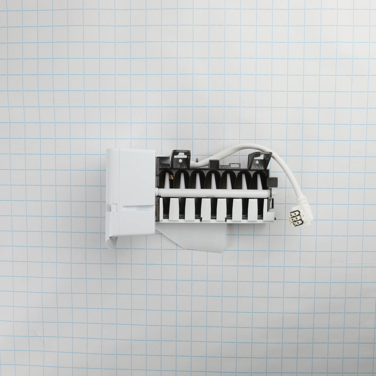 GE WR30X39470 Genuine OEM Icemaker