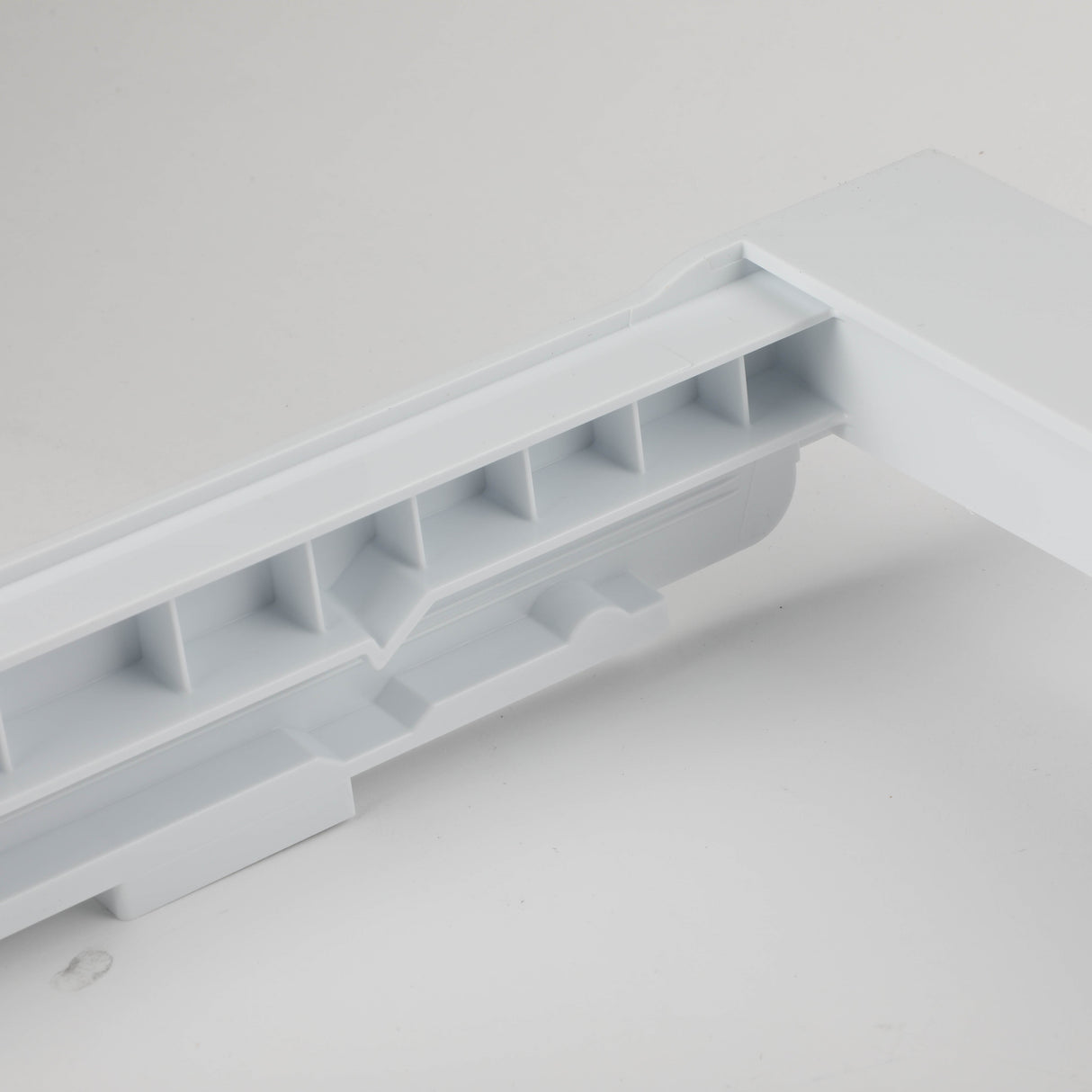 GE WR32X31471 Genuine OEM Vegetable Pan Cover 28
