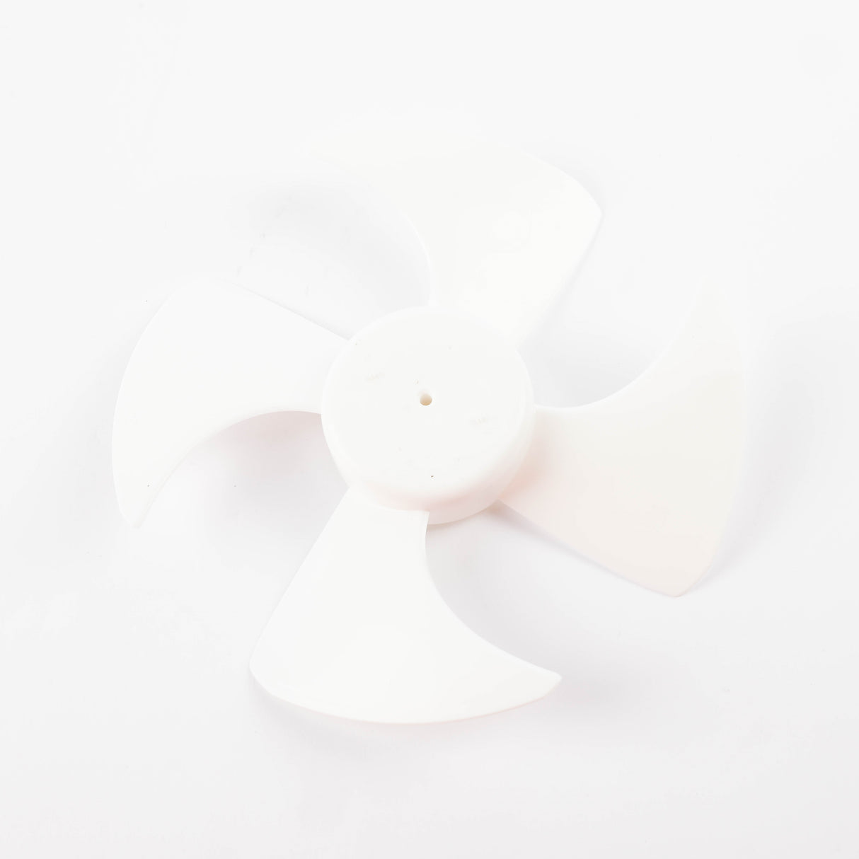 GE WR60X46085 Genuine OEM Blade Cond Fan Asm