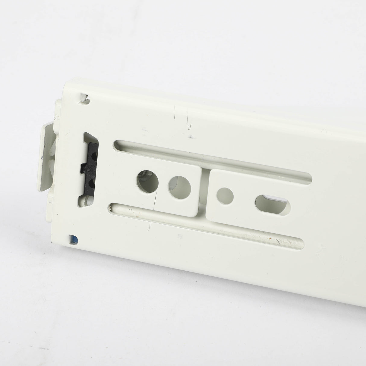 GE WR72X10190 Genuine OEM Fz Slide Asm Lh