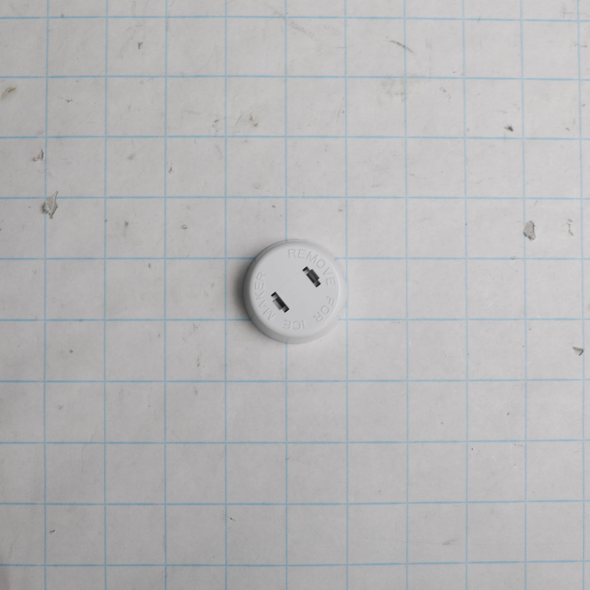 GE WR82X31109 Genuine OEM Icemaker Receptacle Cover