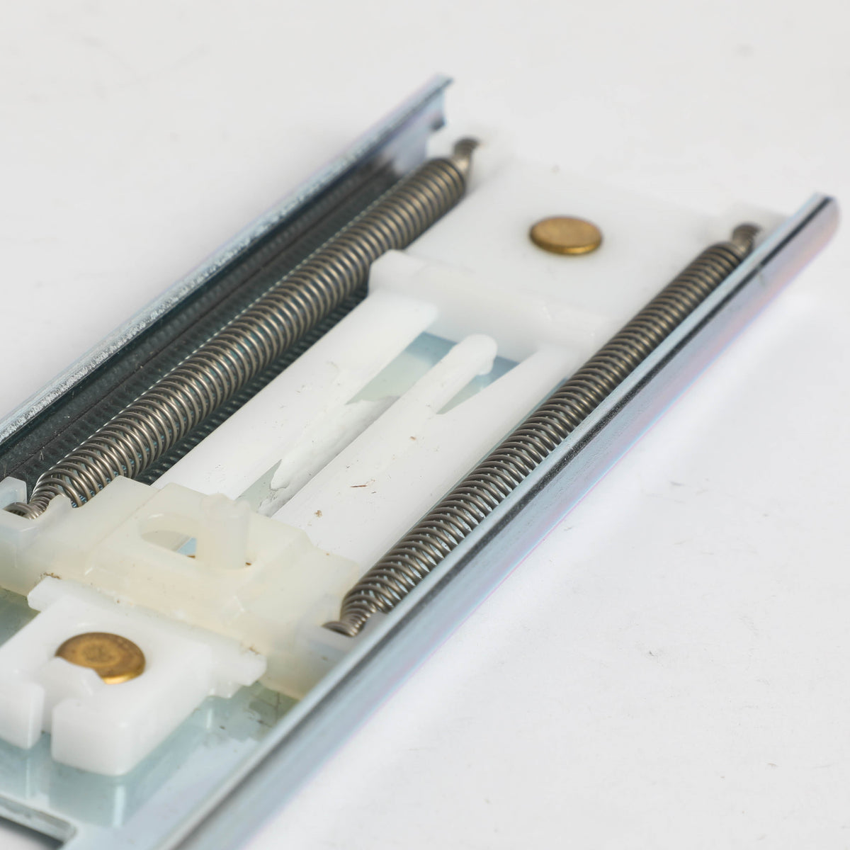 Samsung DA61-09088A Genuine OEM Rail Slide Low R
