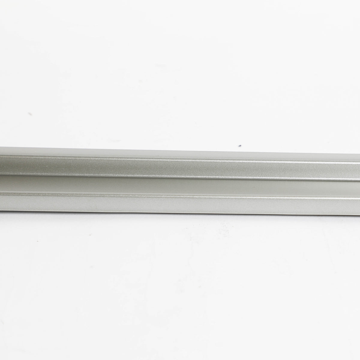 Samsung DA64-05215A Genuine OEM Trim Door Right