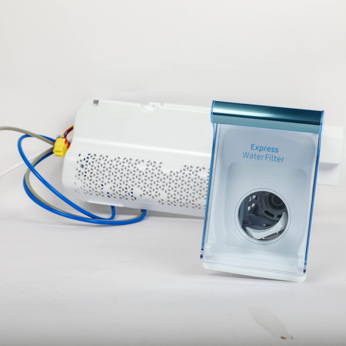 Samsung DA82-02881A Genuine OEM Assembly Case Water Filter