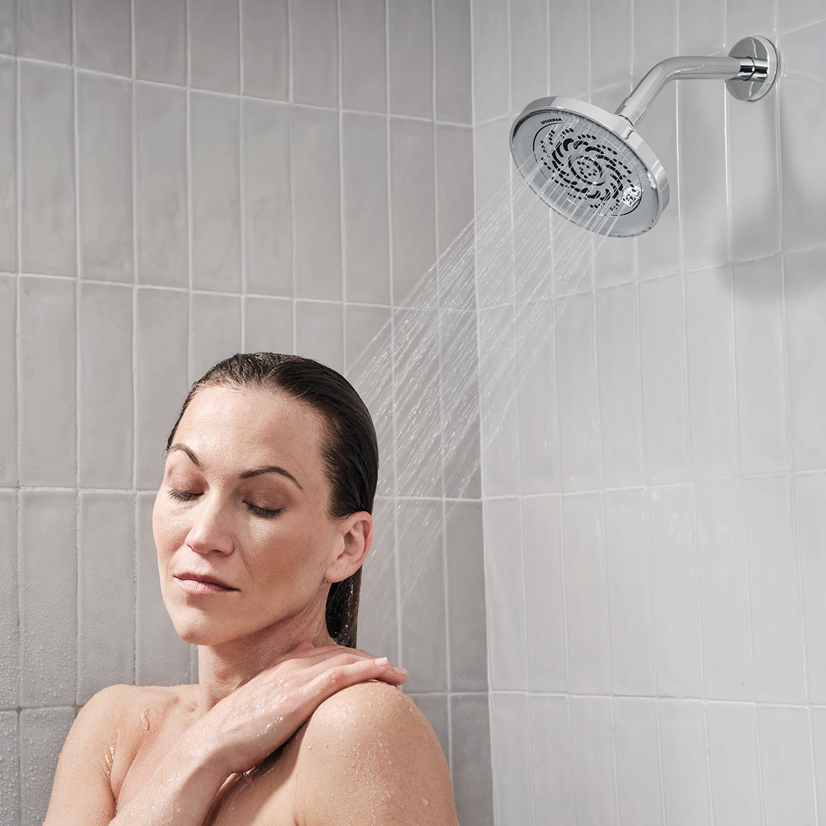 Speakman Neo Exhilaration 5-Setting Polished Chrome Low Flow Shower Head Polished Chrome Finish - 2.0 GPM