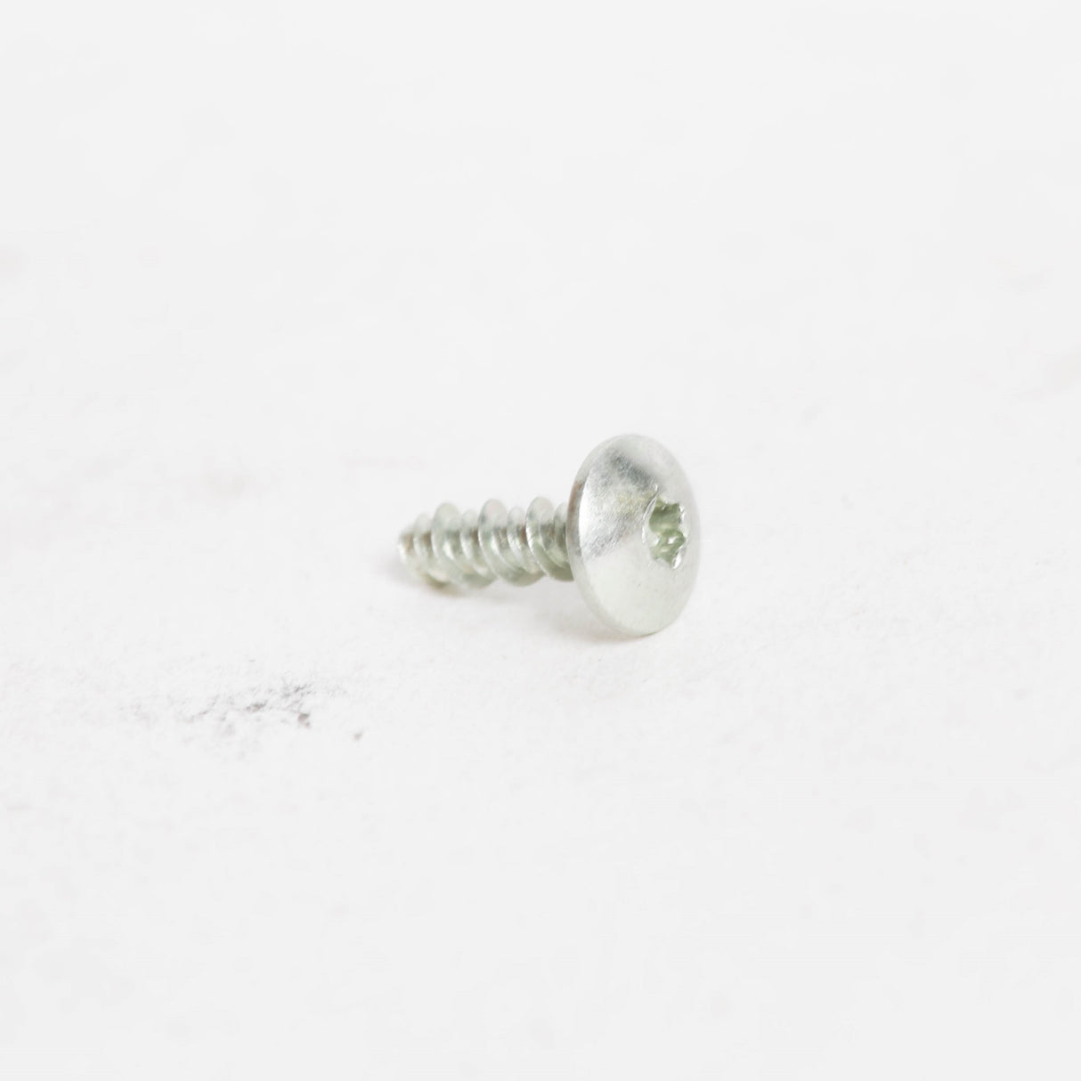 Whirlpool 415013-35 Genuine OEM Screw