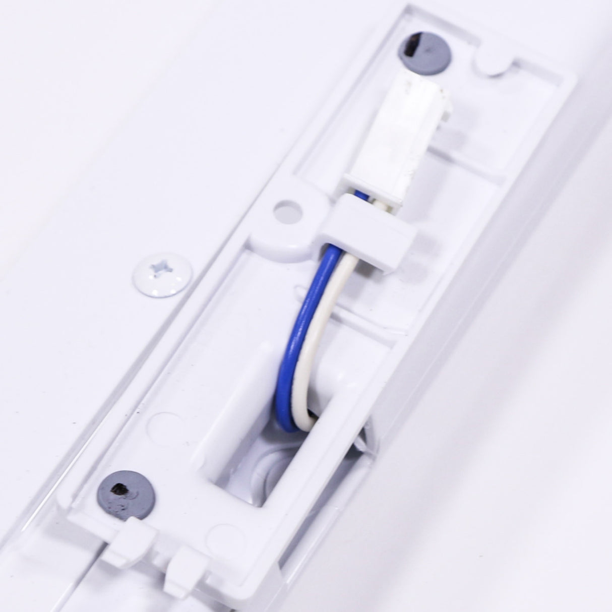 Whirlpool WPW10624451 Genuine OEM Rail Mulln