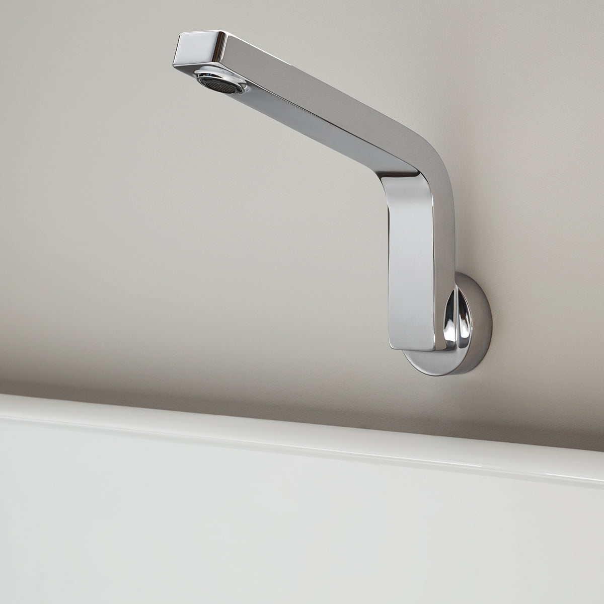 S-1570 Vector Wall Mounted Tub Spout in Polished Chrome