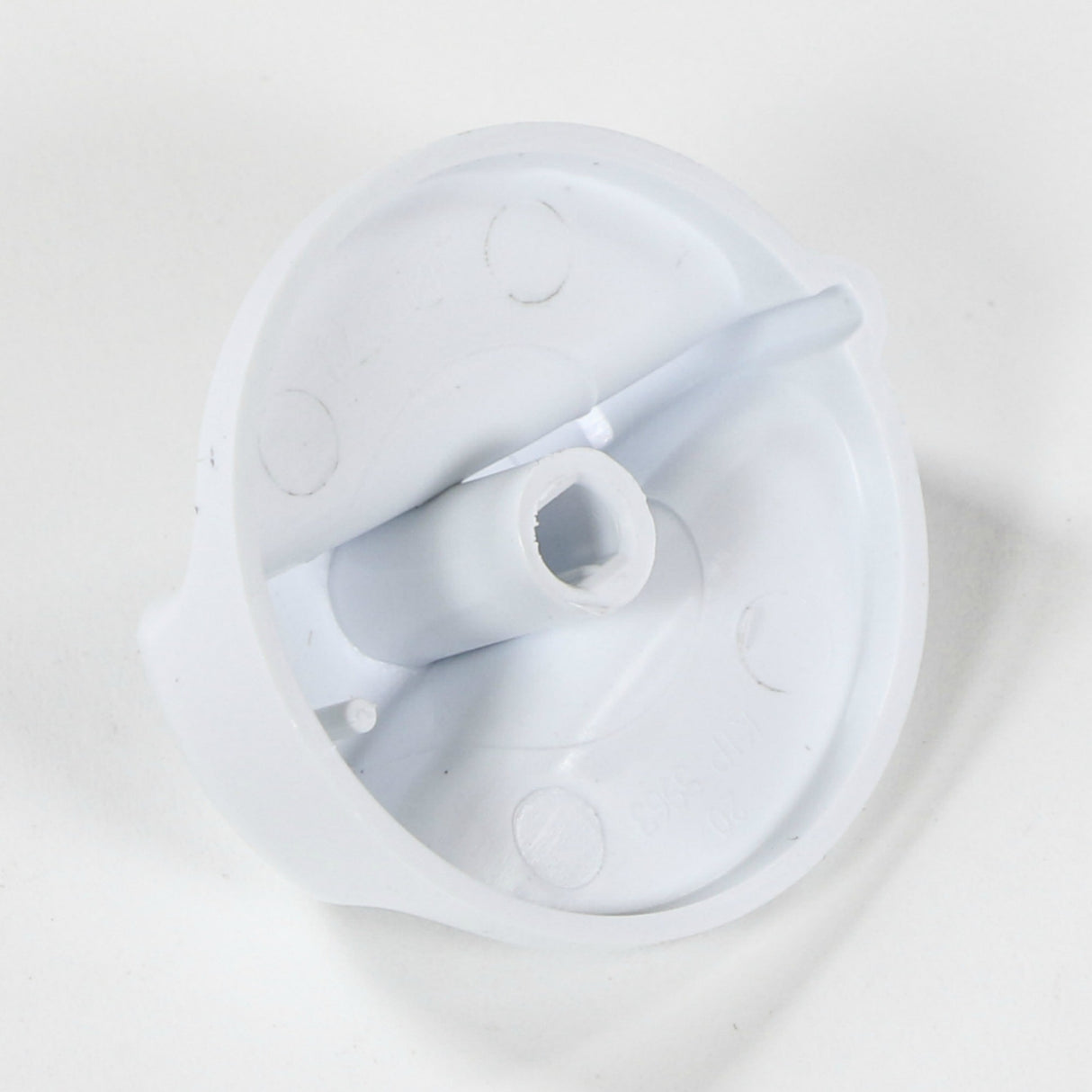 GE WB03K10201 Genuine OEM Range Burner Knob - White