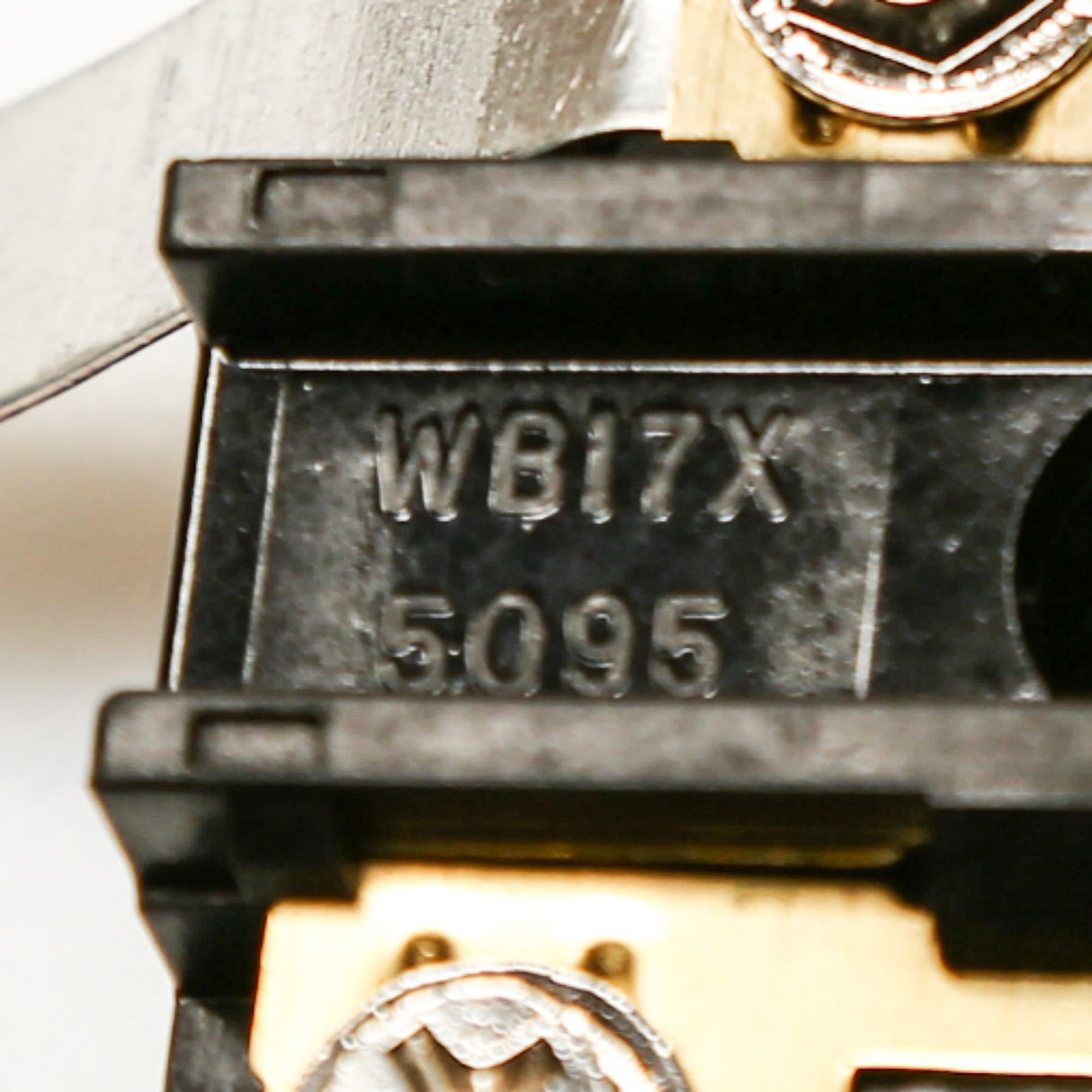 GE WB17X5095 Genuine OEM Block Terminal Power