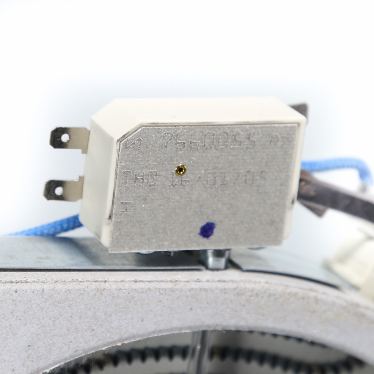 GE WB30T10140 Genuine OEM Element Radnt  Bridge.