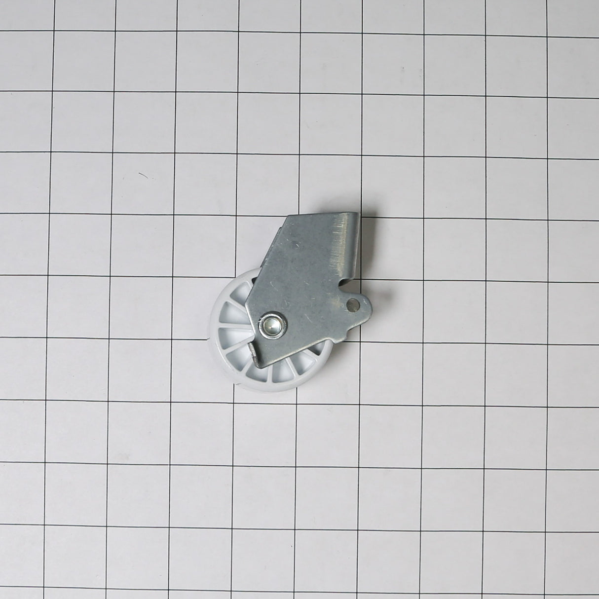 GE WR2X8377 Genuine OEM Wheel Asm