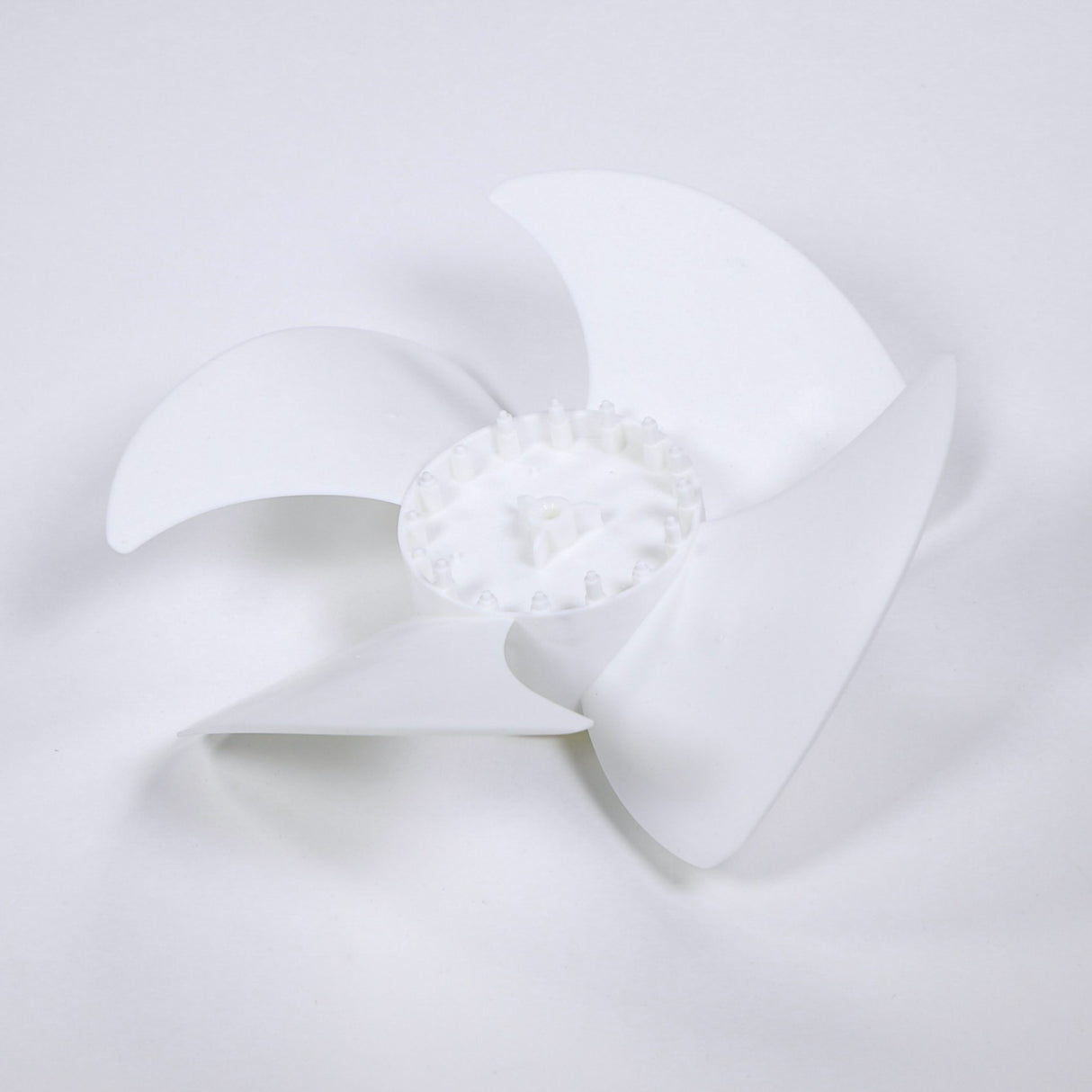 GE WR60X24484 Genuine OEM Blade Conf Fan Asm