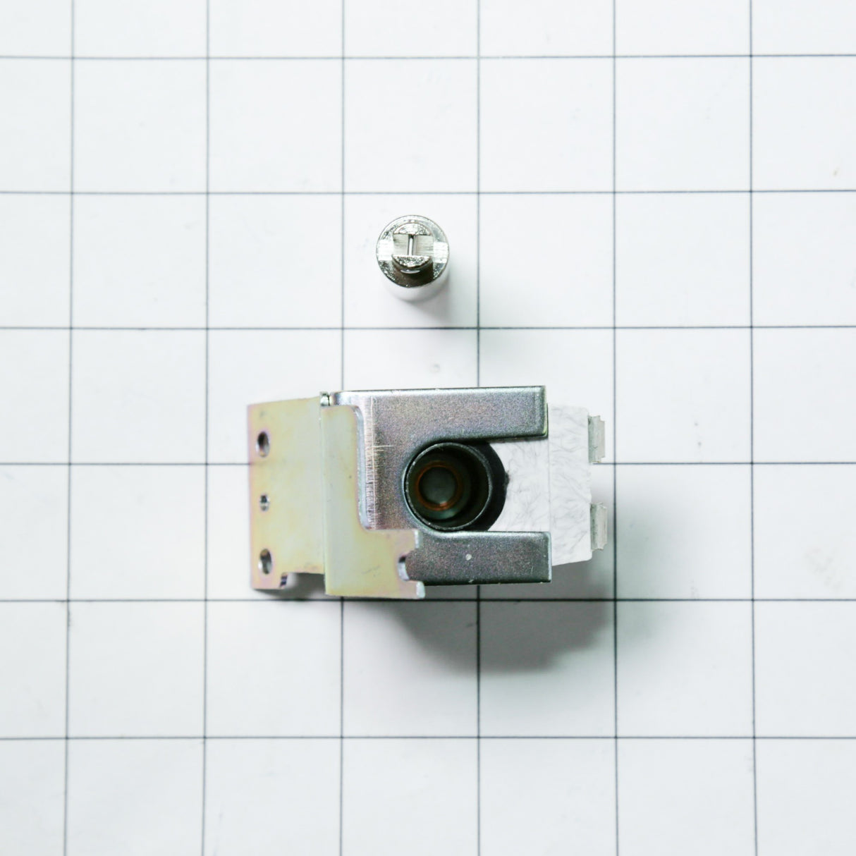 GE WR62X107 Genuine OEM Solenoid Asm