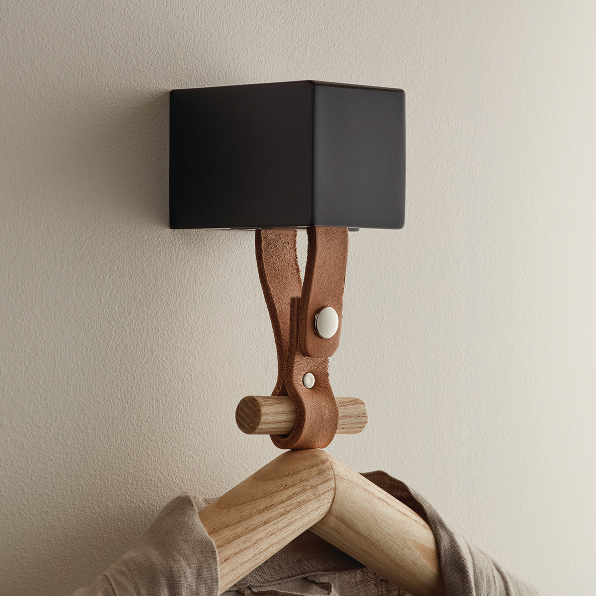 SA-2506-MB Lura Robe Hook in Matte Black