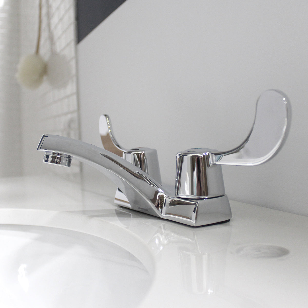 Commander SC-4074-E-LD Centerset Faucet